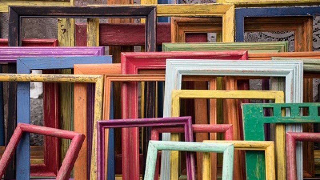 istoria-mias-kornizas-400