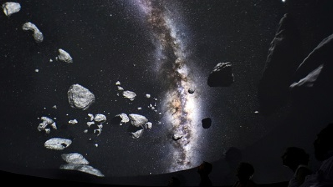astronomia-gia-olous-400
