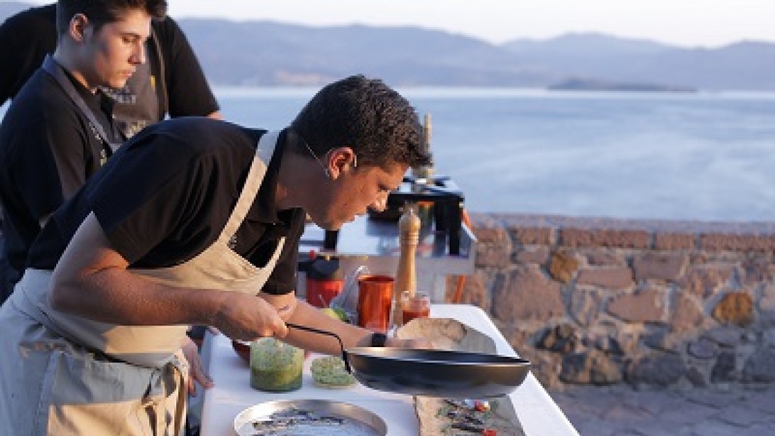 Lesvos-food-fest-400