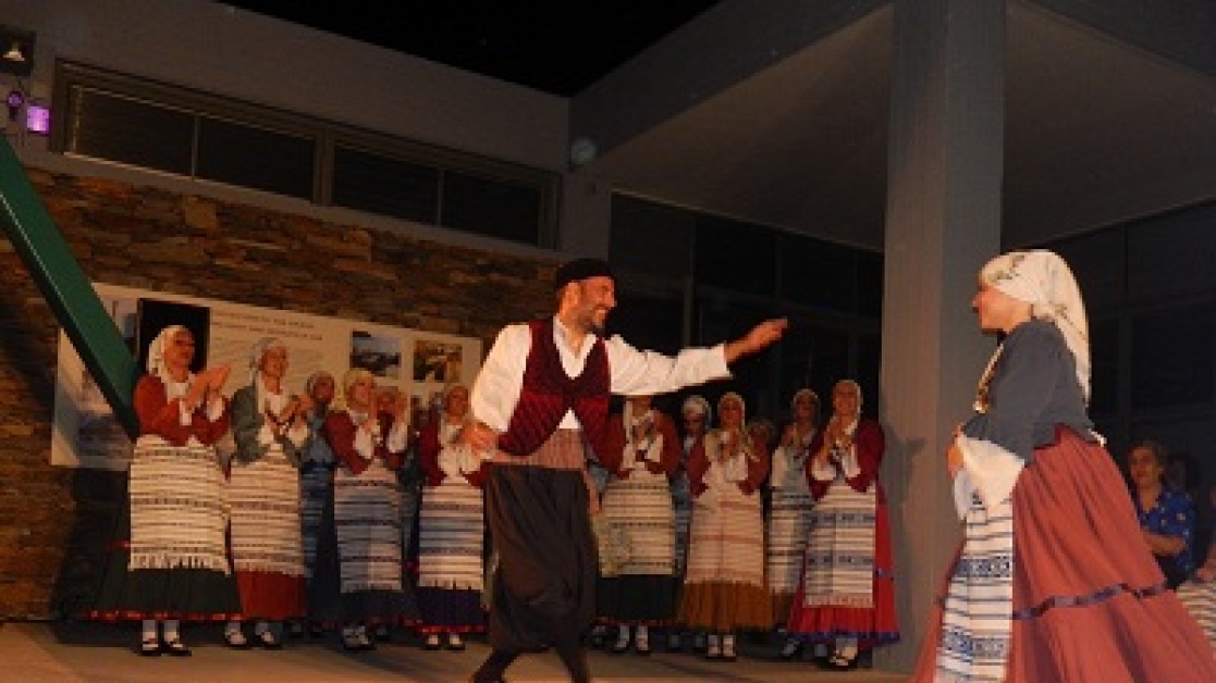 paradosiakoi_xoroi_01_400