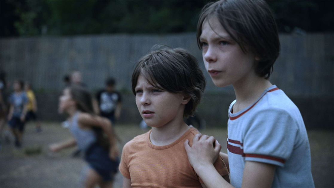 stin-auli-tou-sxoleiou-1120