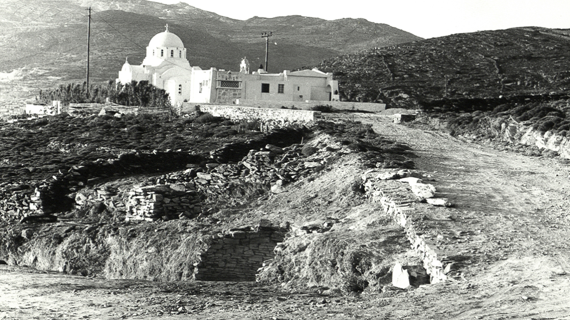 apo-ton-kosmo-tou-omhrou-mykonos-1120