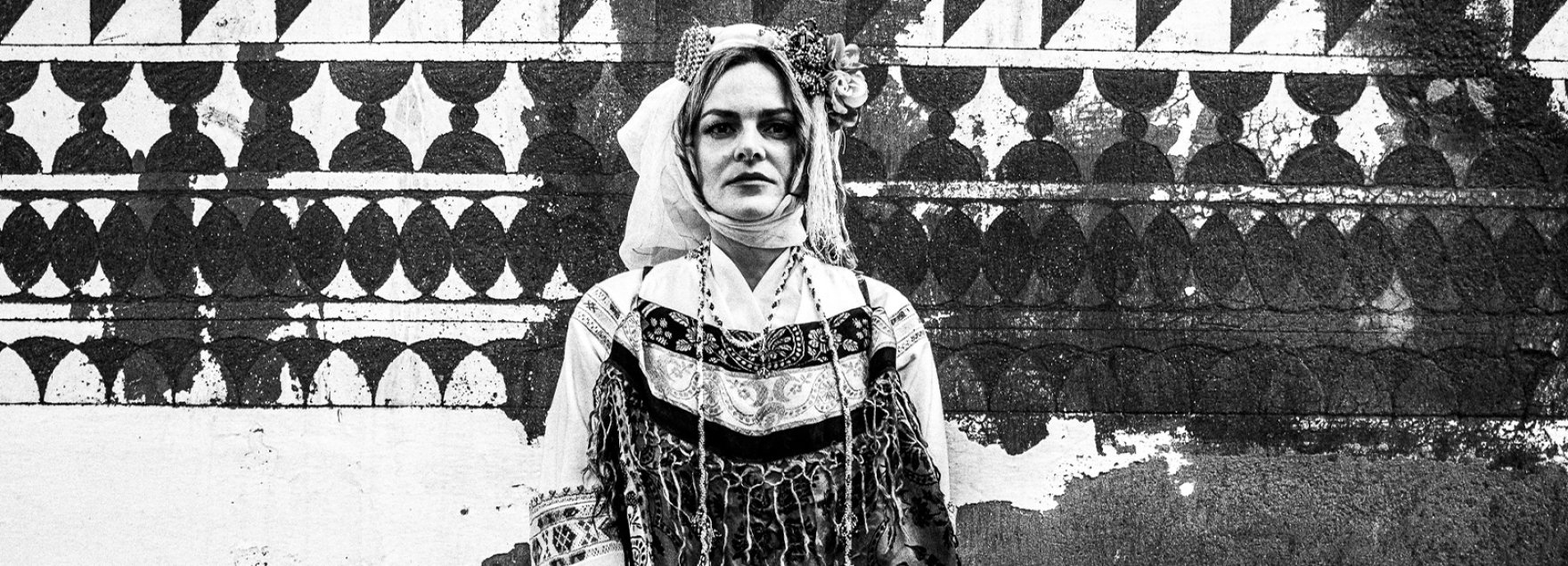 karyatis-d-chios-hero