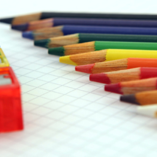 color-pencils-400
