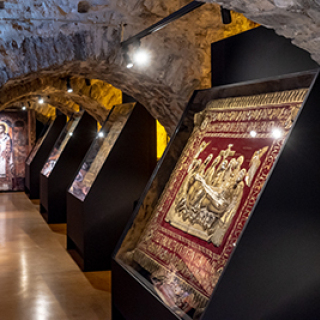 egainia-ekthesis-epitafioi-400