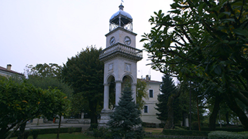 Stoxasmoi_kai_thryloi_400