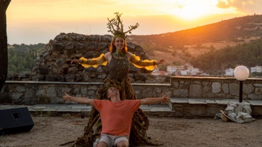 eimai-dendro-pou-mila-1117