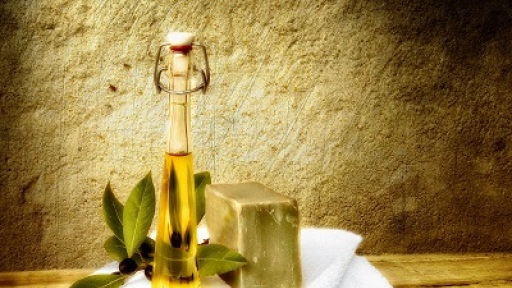 sapouni-apo-elaiolado-400