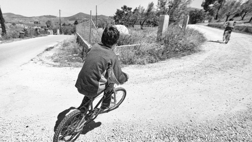 ekthesi-becoming-1117