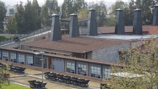 tha-eimai-ta-matia-tis-gis-400