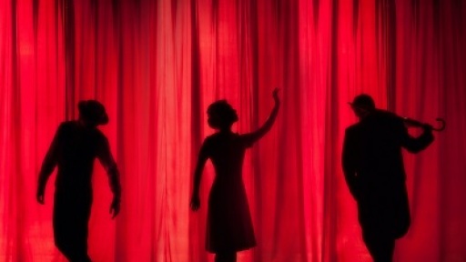 diadiktyako-ergastiri-efarmosmenou-theatrou-400