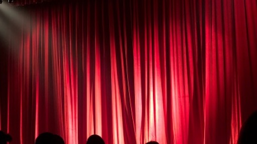 ergastiri-ypokritikis-400