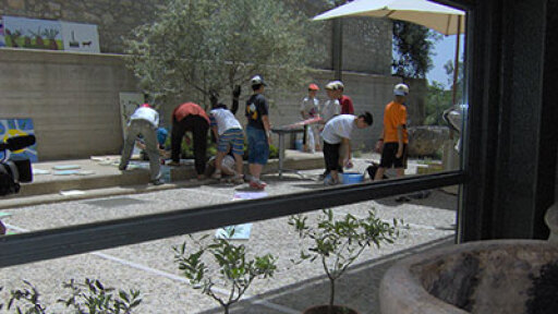 MEEL-MBEL_viomatiko-ergastirio-400