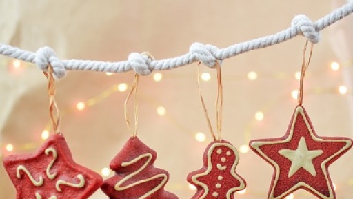 giortazoume-ta-christougenna-400