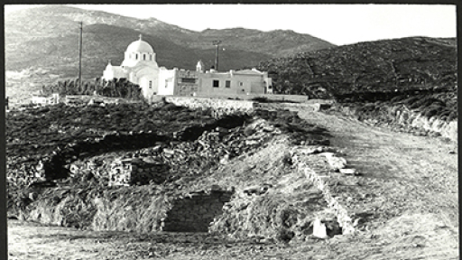 Apo-ton-kosmo-tou_omhrou-mykonos-400